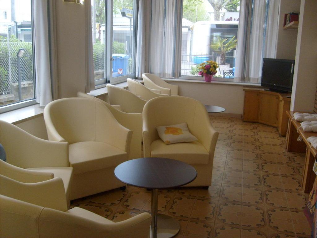 Hotel Bel Air Rivazzurra Di Rimini Bagian luar foto