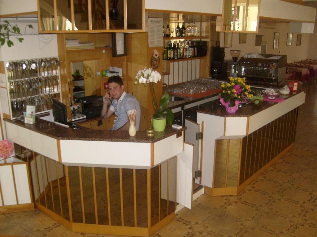 Hotel Bel Air Rivazzurra Di Rimini Bagian luar foto