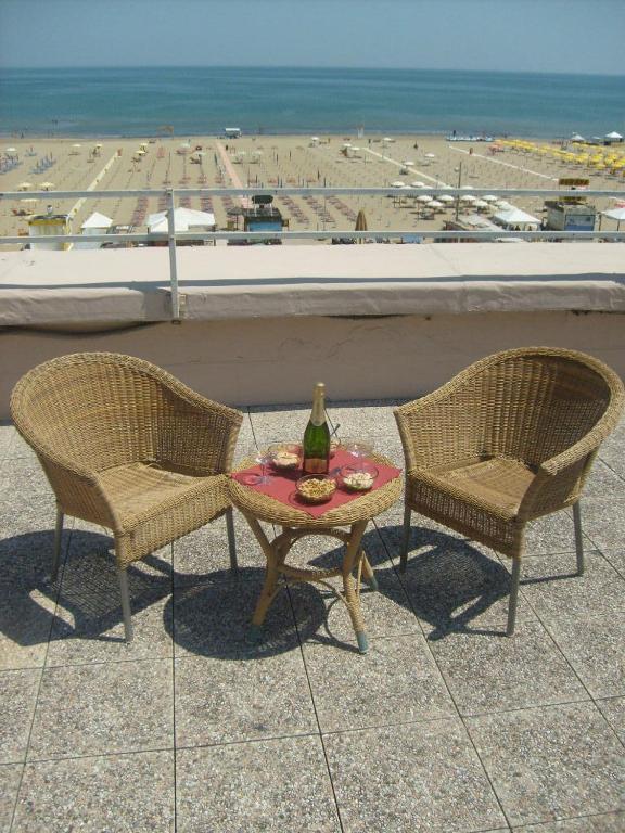 Hotel Bel Air Rivazzurra Di Rimini Ruang foto
